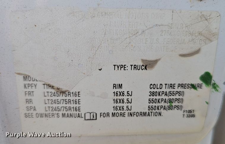 image for item MC9714 2002 Chevrolet Silverado 2500HD  pickup truck