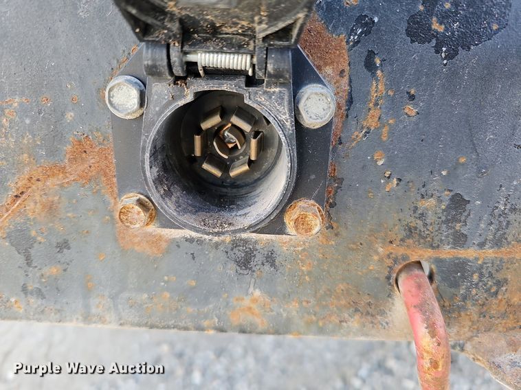 image for item MC9715 2003 Chevrolet Silverado 2500HD  pickup truck