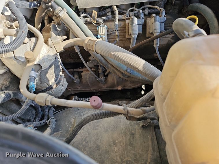 image for item MC9715 2003 Chevrolet Silverado 2500HD  pickup truck