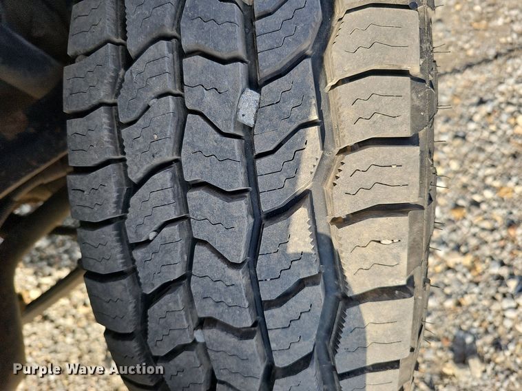 image for item MC9715 2003 Chevrolet Silverado 2500HD  pickup truck