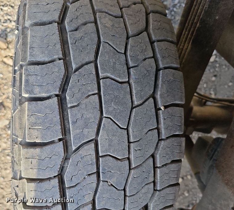 image for item MC9715 2003 Chevrolet Silverado 2500HD  pickup truck