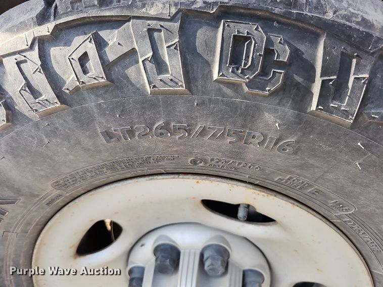 image for item MC9717 2007 Chevrolet Silverado 2500HD  Ext. Cab pickup truck