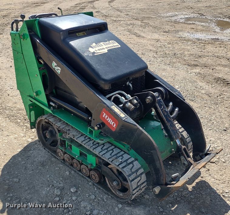 image for item MD9525 Toro TX-525  compact utility loader