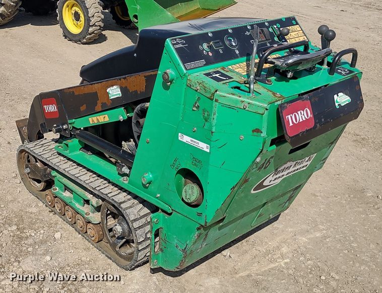 image for item MD9525 Toro TX-525  compact utility loader