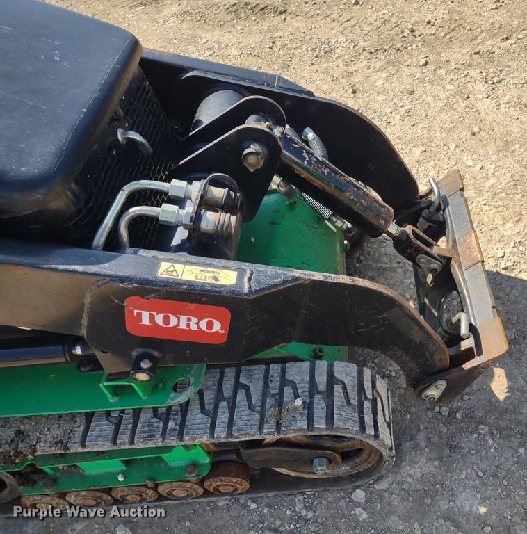 image for item MD9525 Toro TX-525  compact utility loader