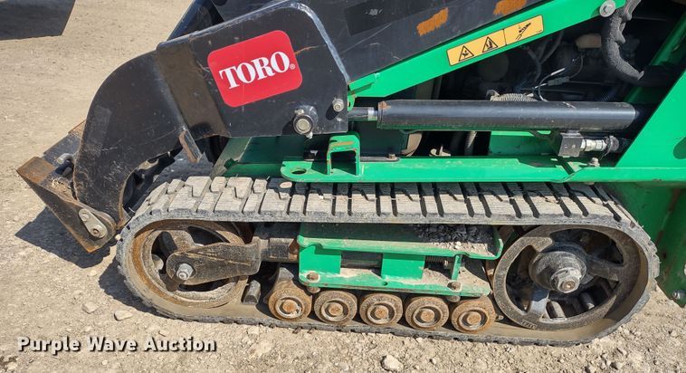 image for item MD9525 Toro TX-525  compact utility loader
