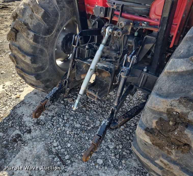 image for item MD9527 Mahindra 3540  MFWD tractor