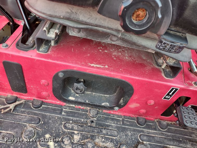 image for item MD9527 Mahindra 3540  MFWD tractor