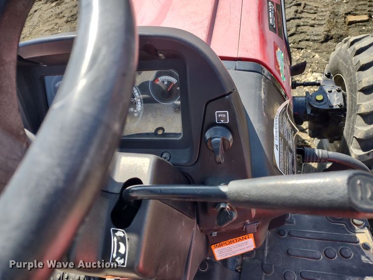 image for item MD9527 Mahindra 3540  MFWD tractor