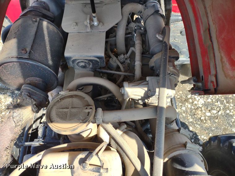 image for item MD9527 Mahindra 3540  MFWD tractor