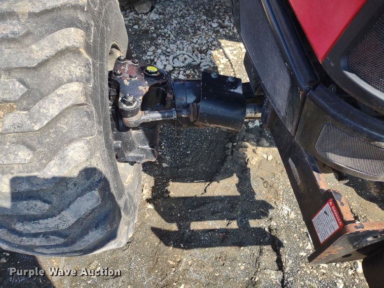 image for item MD9527 Mahindra 3540  MFWD tractor