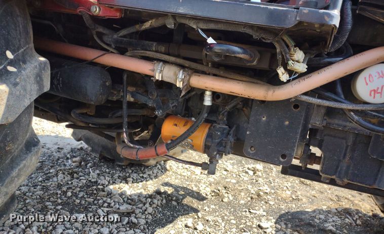 image for item MD9527 Mahindra 3540  MFWD tractor