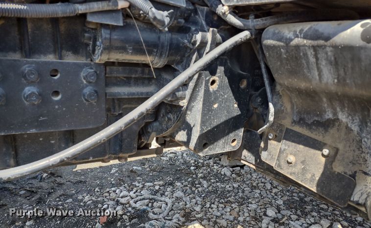 image for item MD9527 Mahindra 3540  MFWD tractor