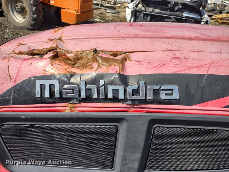 image for item MD9527 Mahindra 3540  MFWD tractor