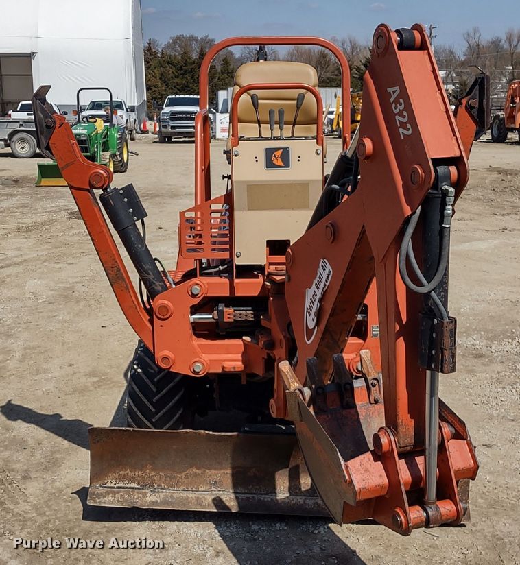image for item MD9529 2007 Ditch Witch RT40  trencher