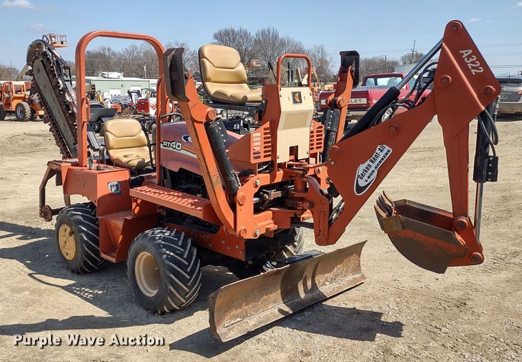 image for item MD9529 2007 Ditch Witch RT40  trencher