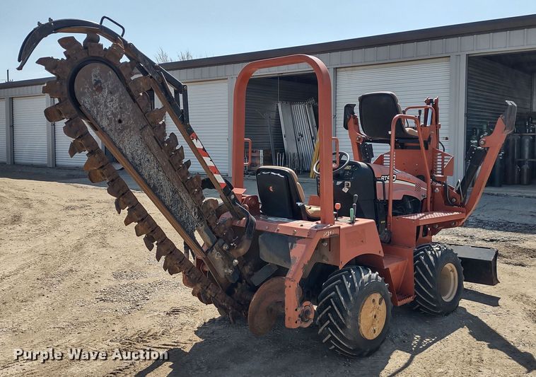image for item MD9529 2007 Ditch Witch RT40  trencher