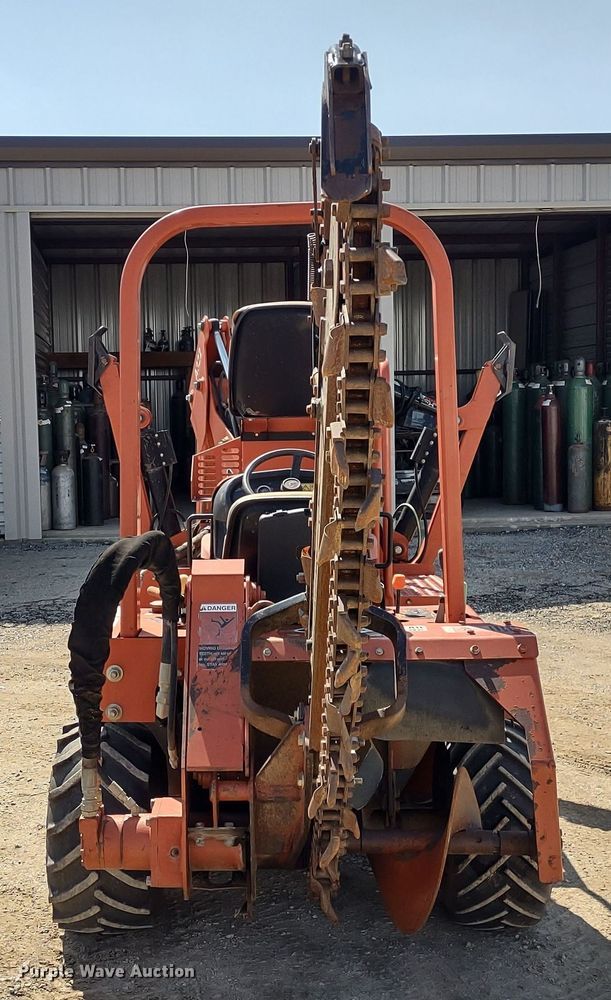 image for item MD9529 2007 Ditch Witch RT40  trencher