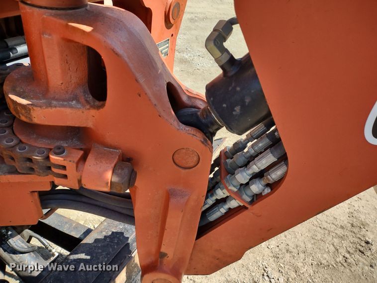 image for item MD9529 2007 Ditch Witch RT40  trencher