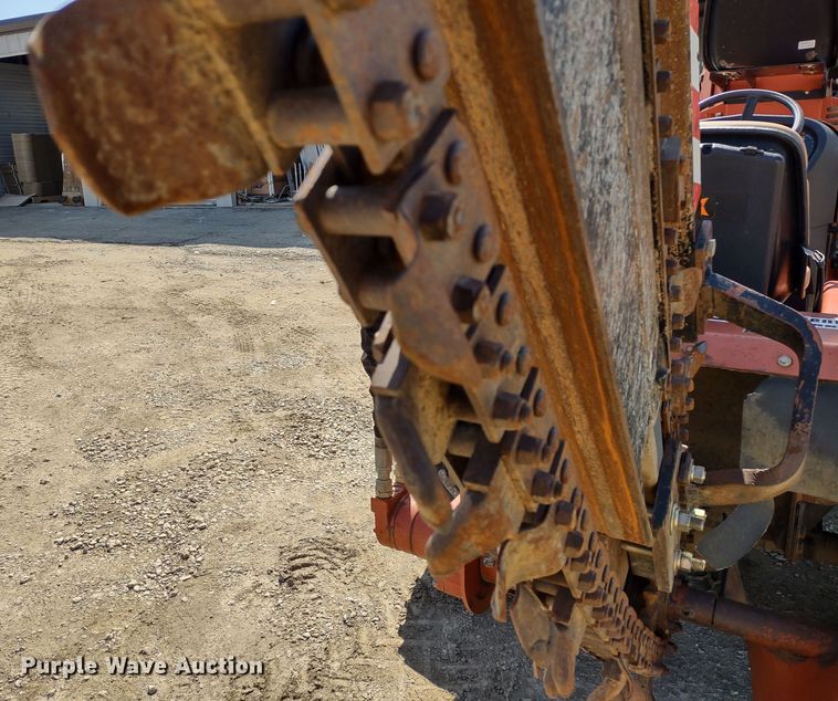 image for item MD9529 2007 Ditch Witch RT40  trencher