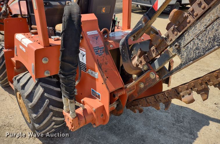 image for item MD9529 2007 Ditch Witch RT40  trencher