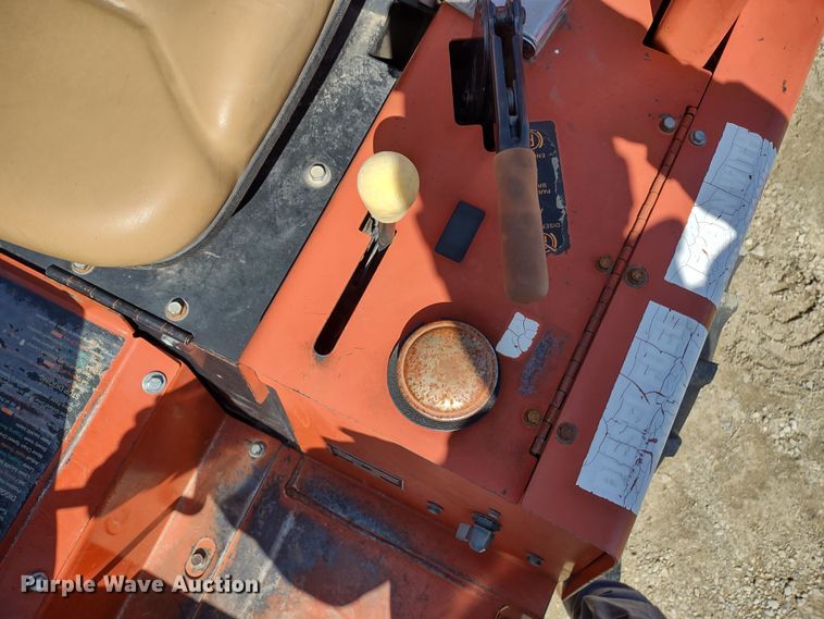 image for item MD9529 2007 Ditch Witch RT40  trencher
