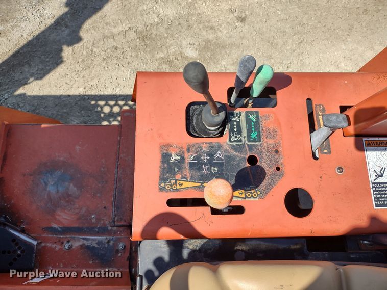 image for item MD9529 2007 Ditch Witch RT40  trencher