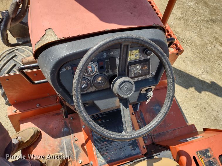 image for item MD9529 2007 Ditch Witch RT40  trencher