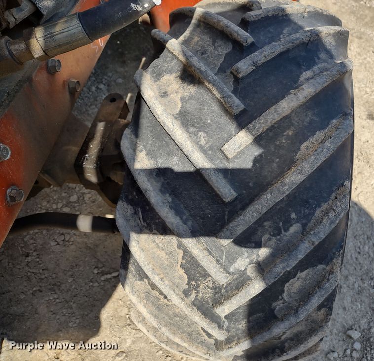 image for item MD9529 2007 Ditch Witch RT40  trencher