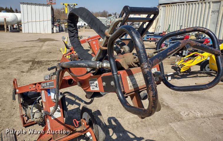 image for item MD9532 General 660H  post hole auger