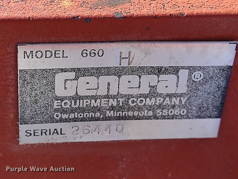 image for item MD9532 General 660H  post hole auger