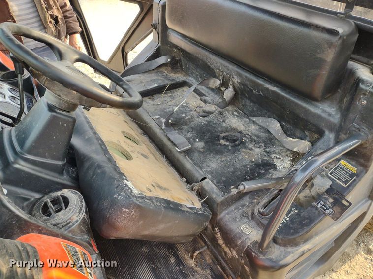 image for item MD9538 2004 Kubota RTV900 utility vehicle