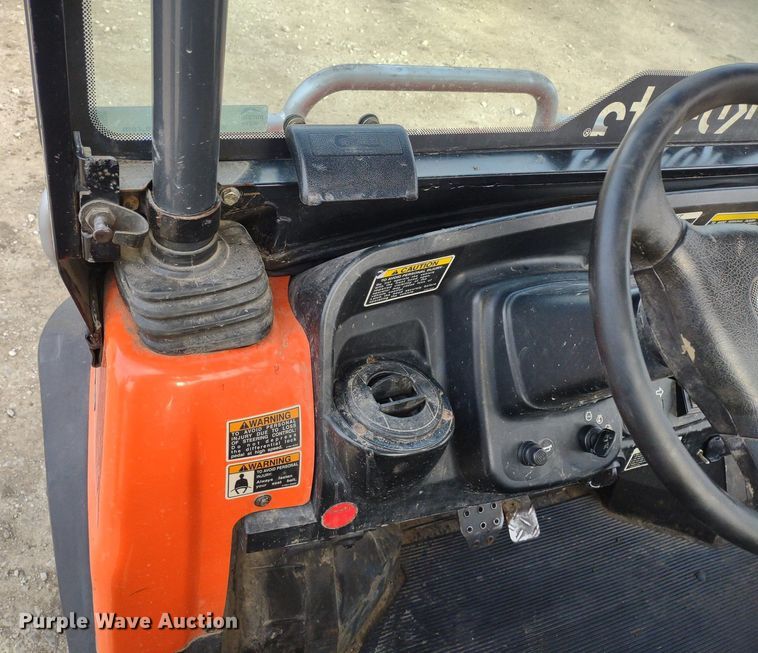 image for item MD9538 2004 Kubota RTV900 utility vehicle