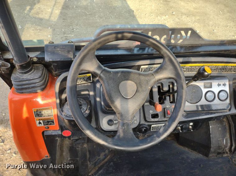 image for item MD9538 2004 Kubota RTV900 utility vehicle