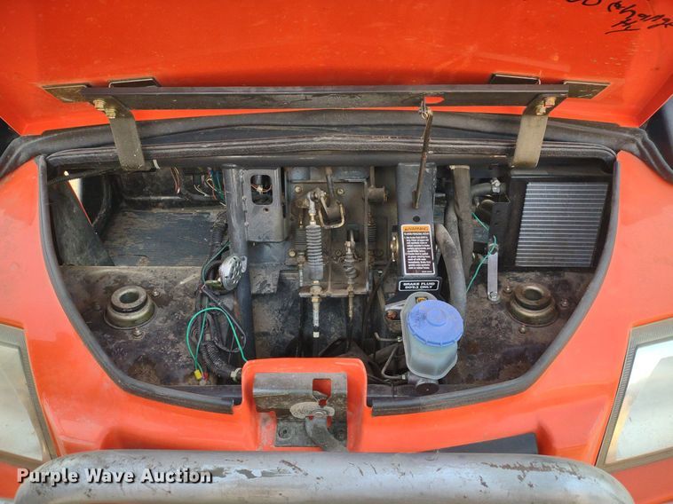 image for item MD9538 2004 Kubota RTV900 utility vehicle