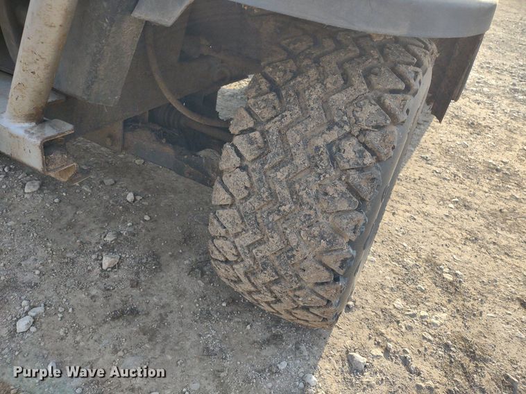 image for item MD9538 2004 Kubota RTV900 utility vehicle