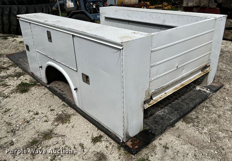 image for item MF9860 Knapheide  utility bed