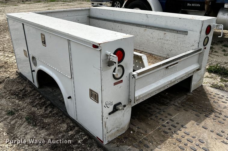 image for item MF9860 Knapheide  utility bed