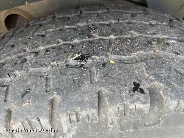 image for item MM9436 2005 Kia Sorento LX