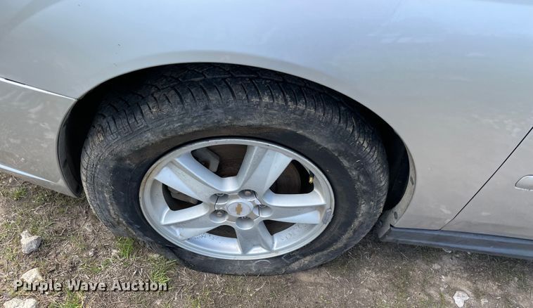 image for item MM9437 2004 Chevrolet Malibu MAXX LS