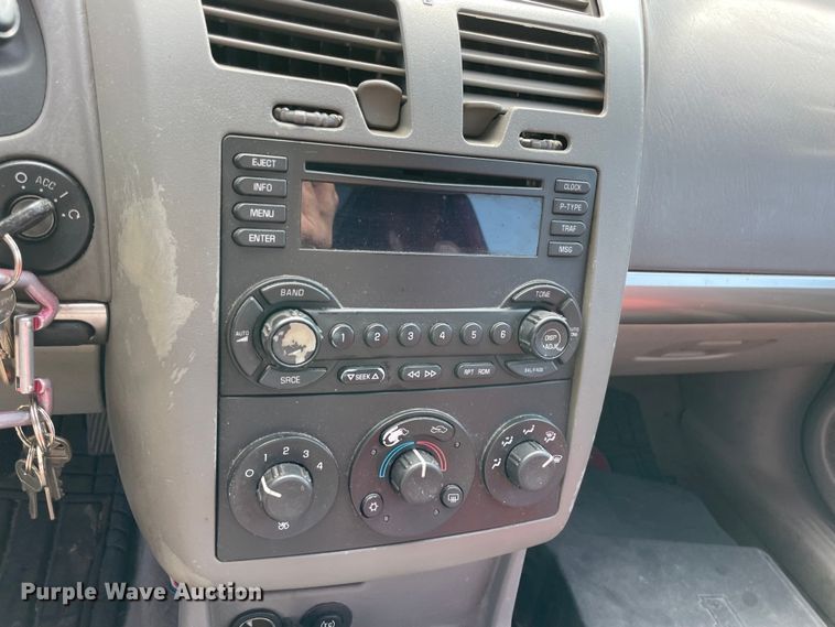 image for item MM9437 2004 Chevrolet Malibu MAXX LS