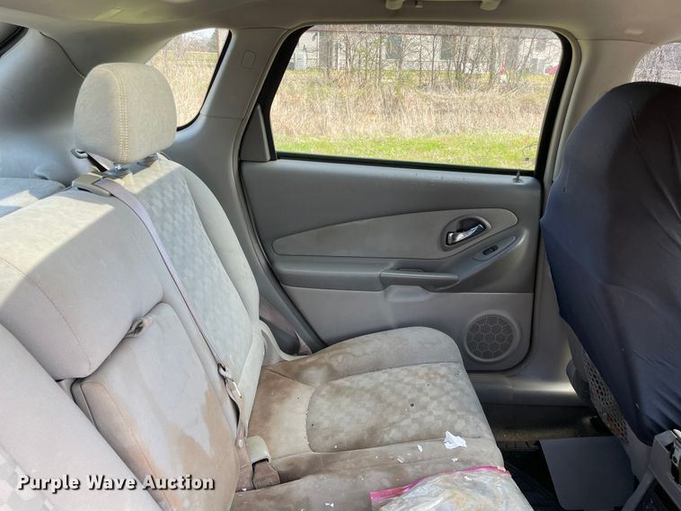 image for item MM9437 2004 Chevrolet Malibu MAXX LS