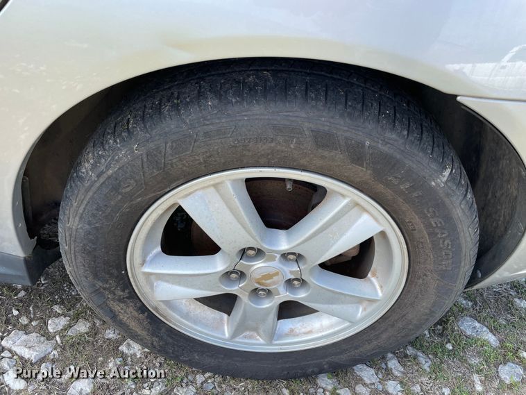 image for item MM9437 2004 Chevrolet Malibu MAXX LS