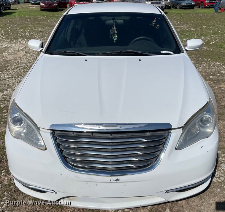 image for item MM9438 2012 Chrysler 200