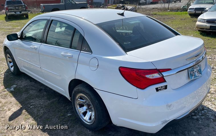 image for item MM9438 2012 Chrysler 200