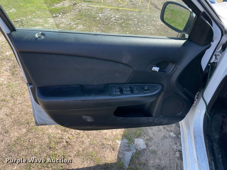 image for item MM9438 2012 Chrysler 200