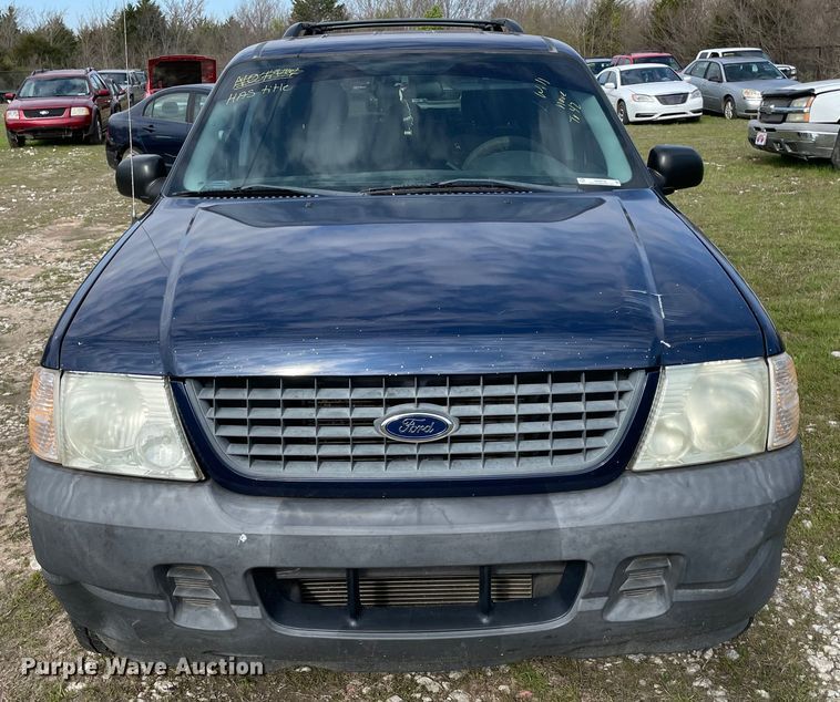 image for item MM9439 2004 Ford Explorer  SUV