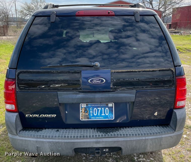 image for item MM9439 2004 Ford Explorer  SUV