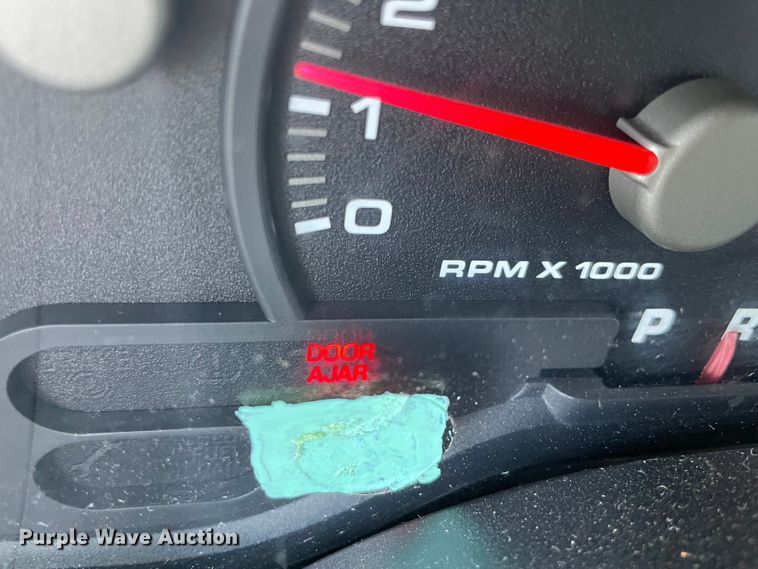 image for item MM9439 2004 Ford Explorer  SUV