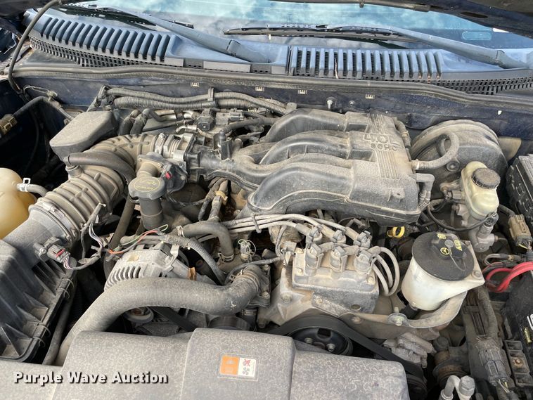 image for item MM9439 2004 Ford Explorer  SUV